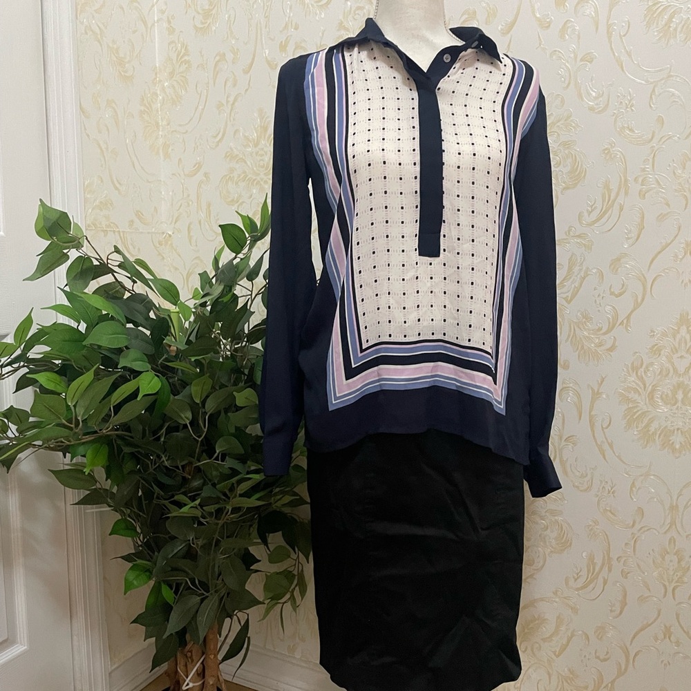 Loft EUC beautiful print blouse in size XS
